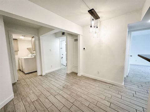 Tiny photo for 1307 Norwalk LN #102, Austin, TX 78703 (MLS # 7975449)