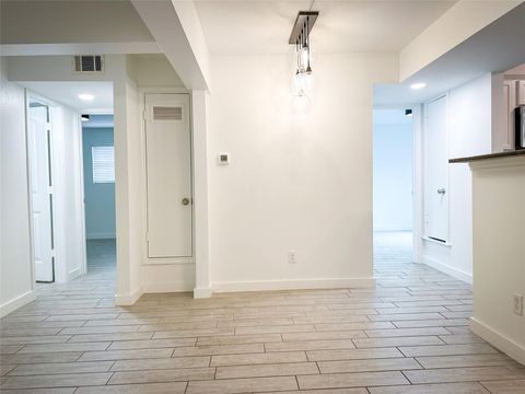 Tiny photo for 1307 Norwalk LN #102, Austin, TX 78703 (MLS # 7975449)