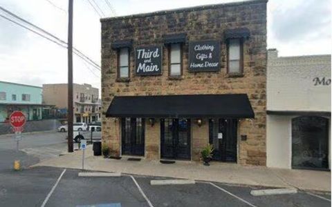 300 Main ST B Marble Falls TX 78654