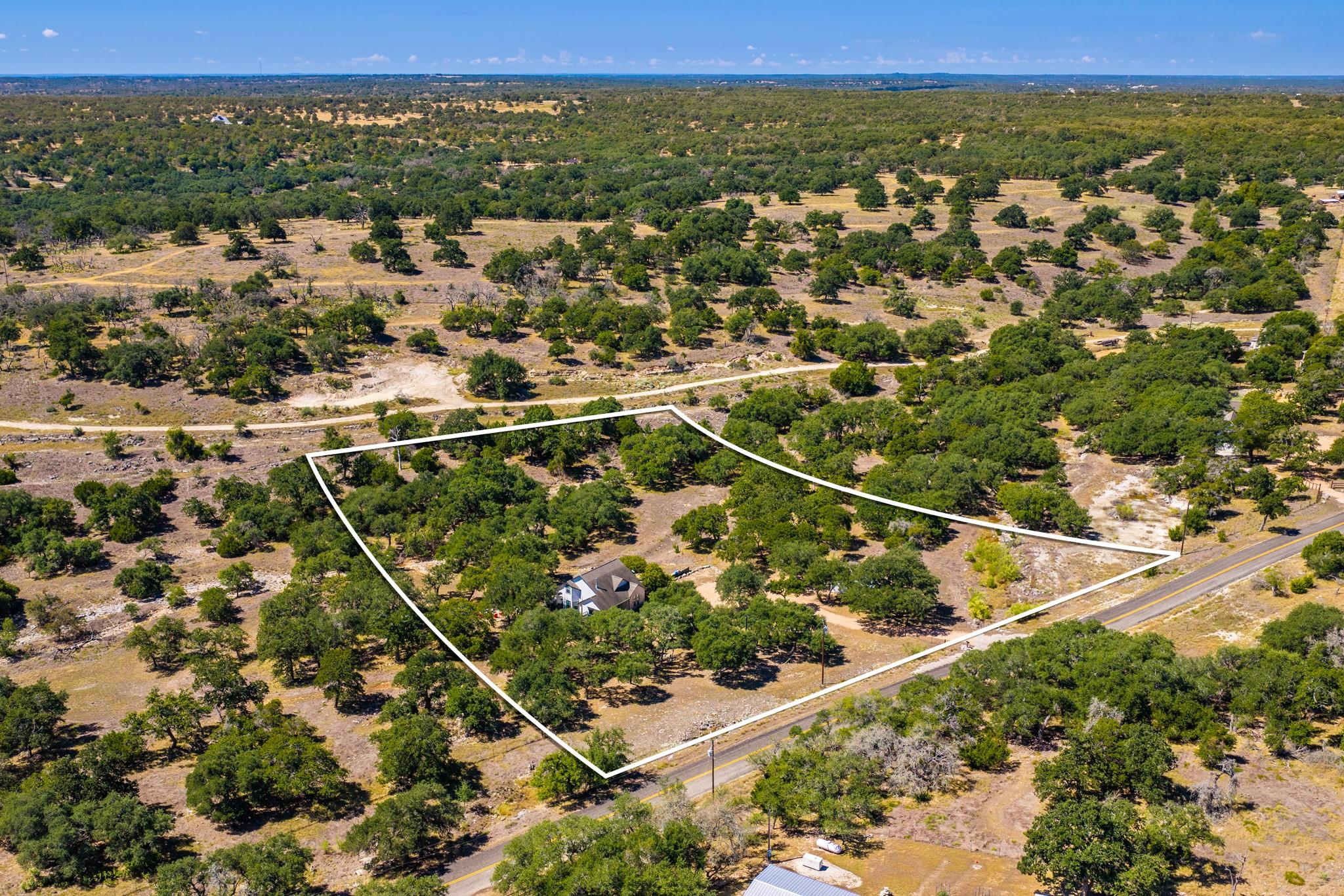 3498 Grape Creek RD
