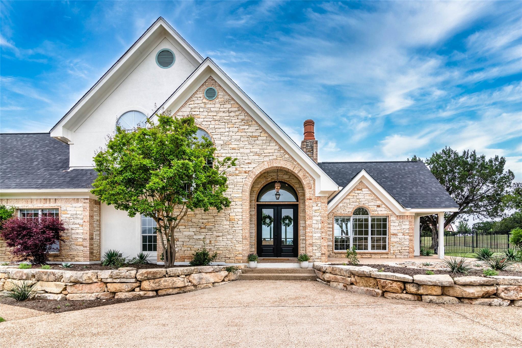 31 W VALLEY SPRINGS RD