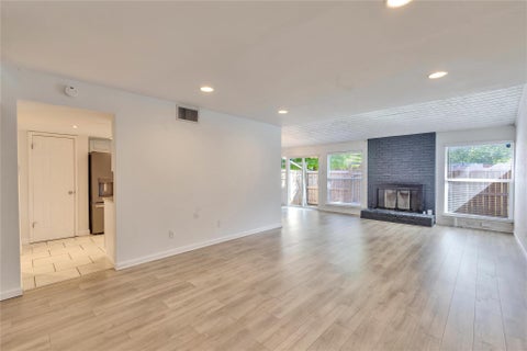 Tiny photo for 1701 Coronado Hills DR #B, Austin, TX 78752 (MLS # 5361838)