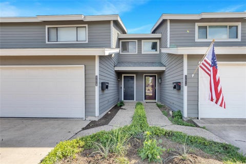 Tiny photo for 1701 Coronado Hills DR #B, Austin, TX 78752 (MLS # 5361838)