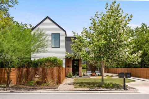 Photo of 608 Brentwood ST #A, Austin, TX 78752 (MLS # 9094314)