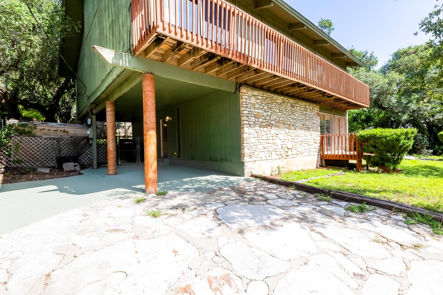 208 Westhaven DR