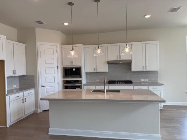 940 Sunny Ridge DR