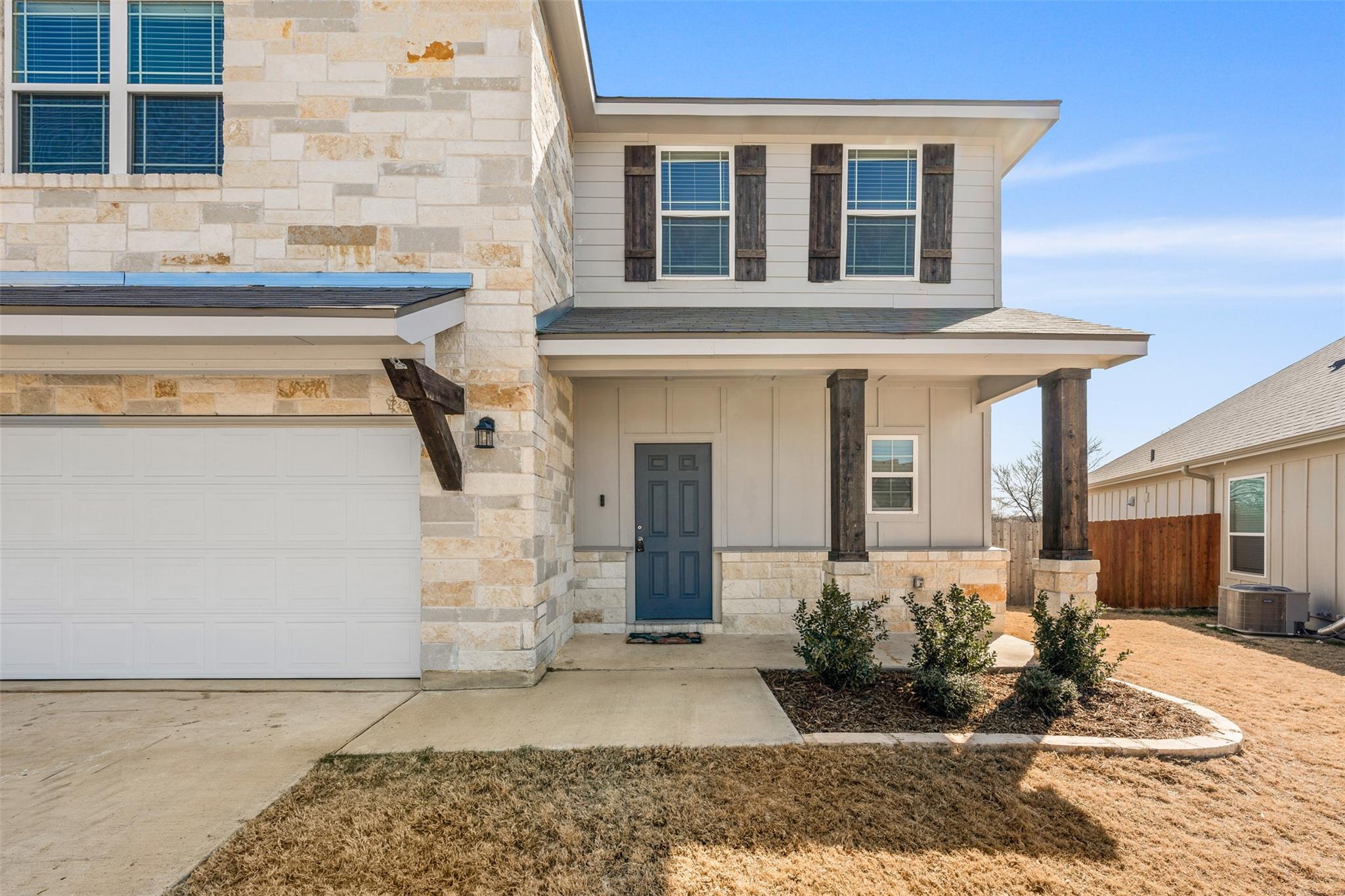 607 Friar Tuck DR