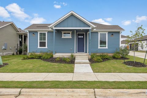 Photo of 7912 Corrigan PASS, Austin, TX 78744 (MLS # 1172048) Photo of 7912 Corrigan PASS, Austin, TX 78744 (MLS # 1172048)