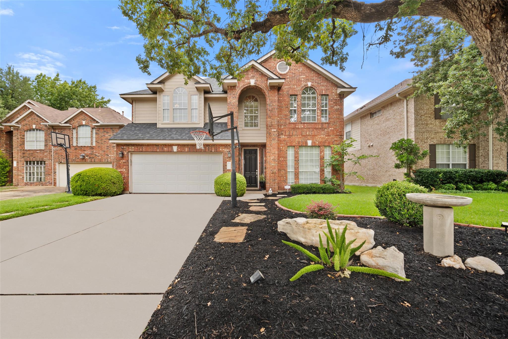 1215 Boerne DR