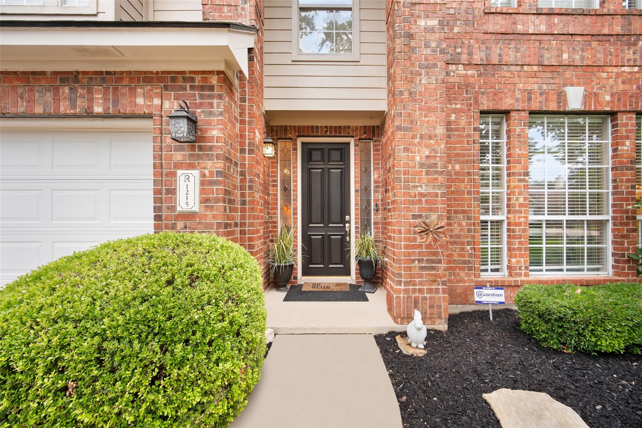 1215 Boerne DR