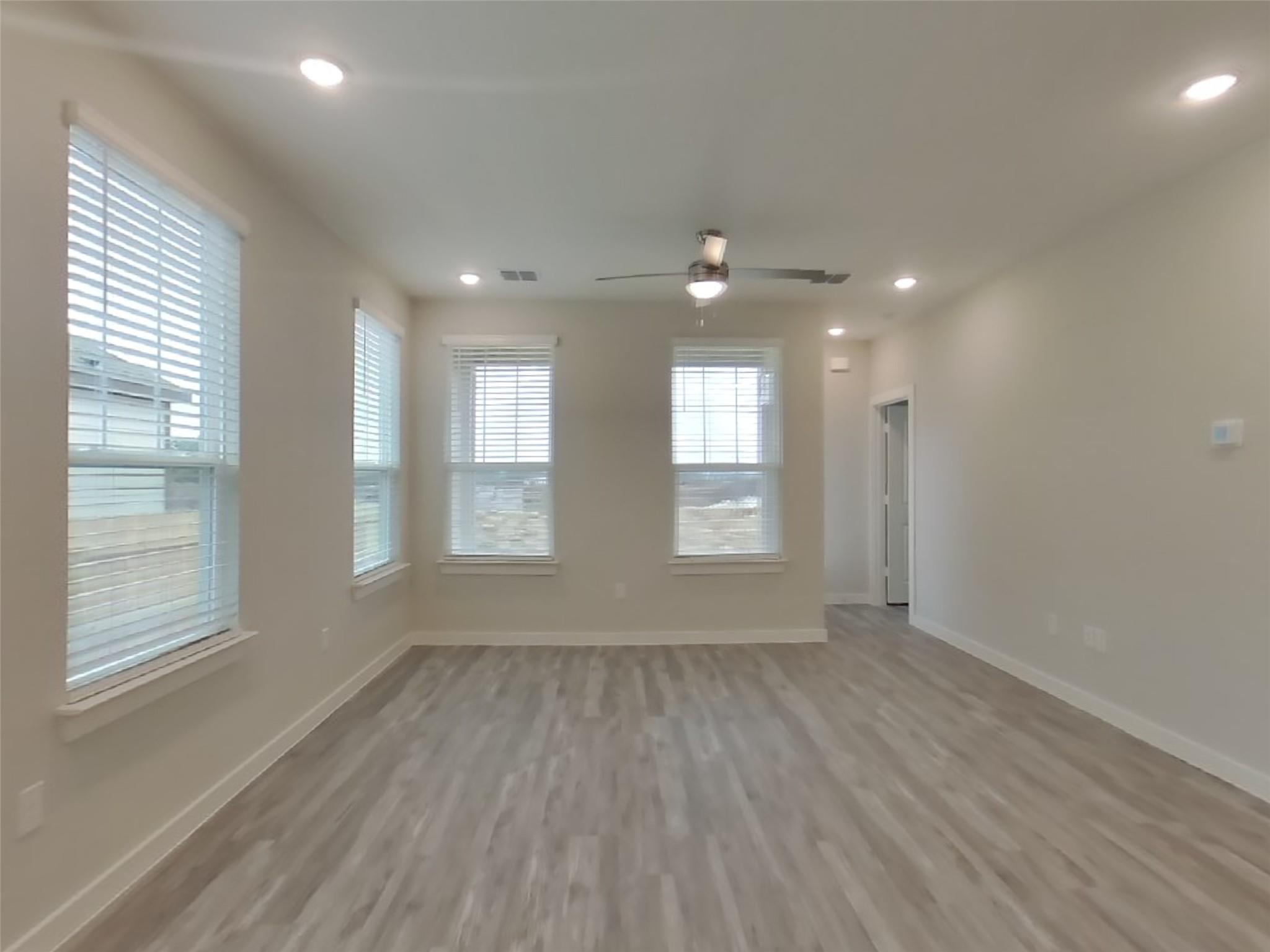 1605 Mexican Heather DR