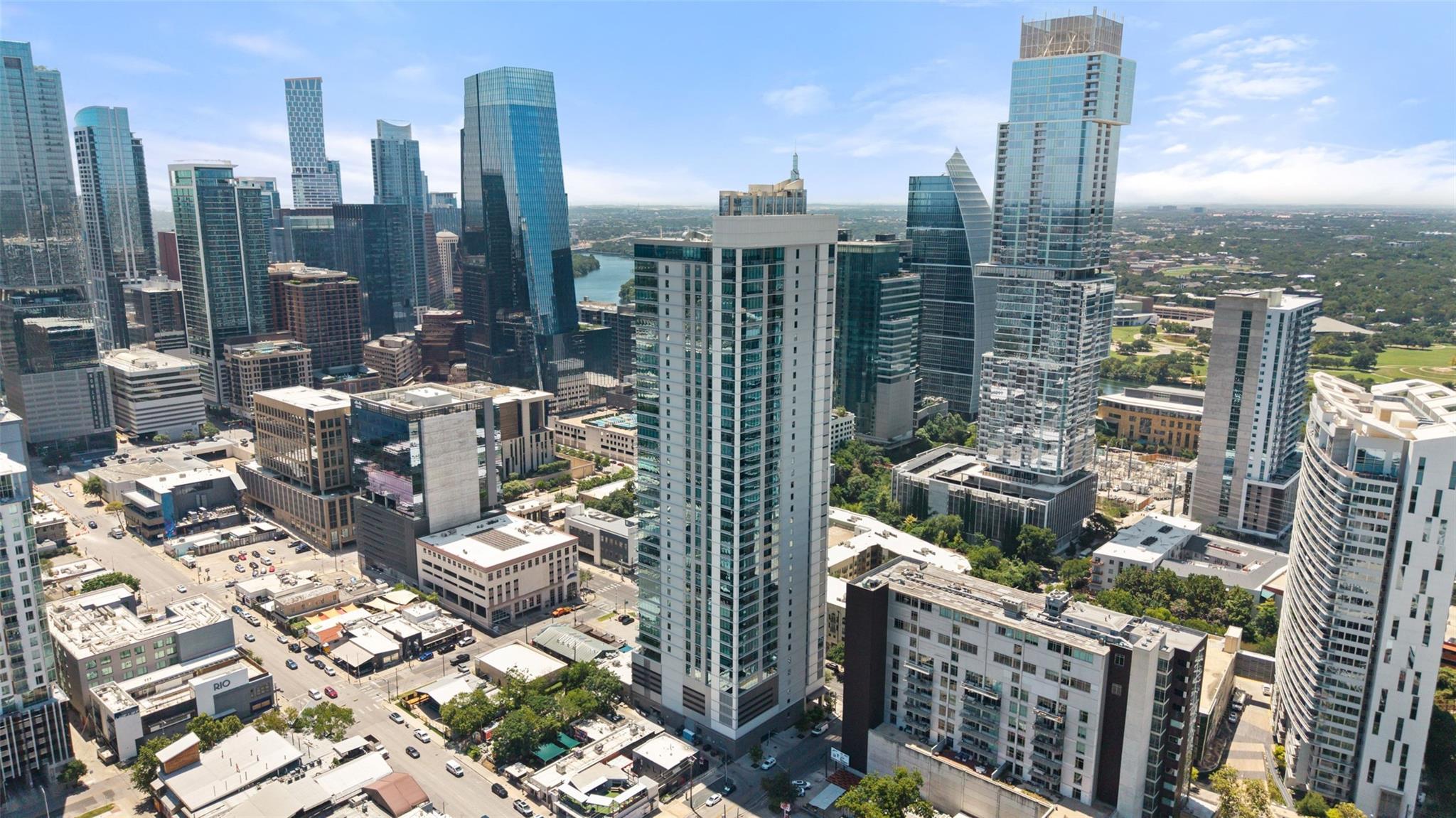 501 West Ave 1304