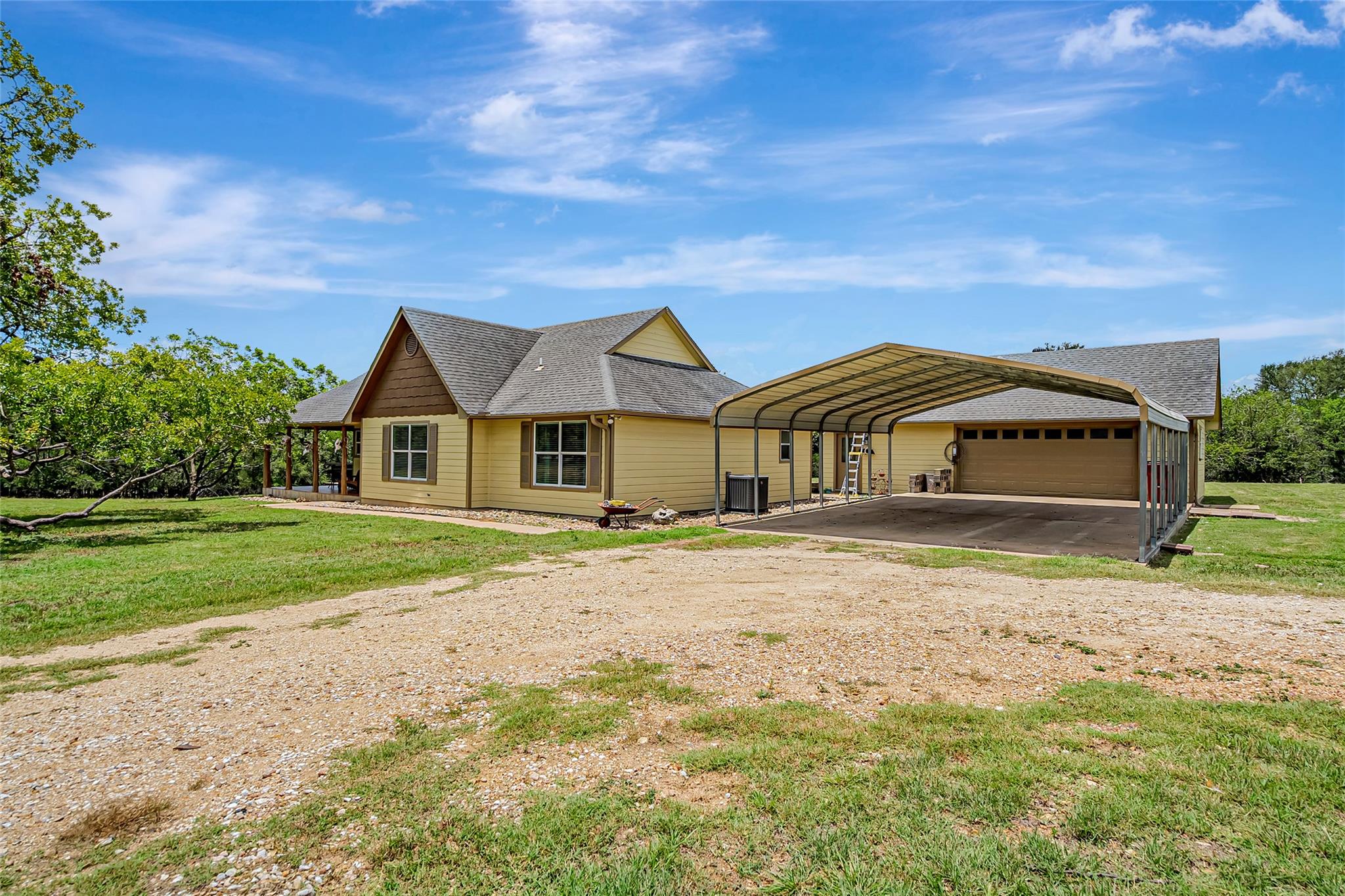 255 Mesquite DR