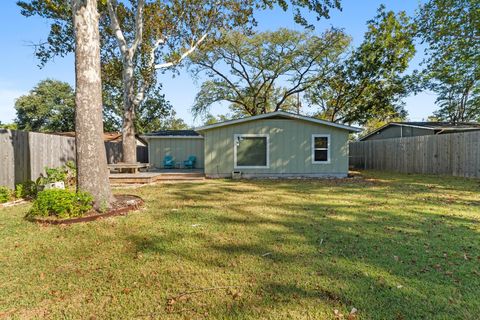 Tiny photo for 2205 N Plains Ave, Austin, TX 78757 (MLS # 9440122)