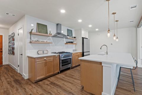 Tiny photo for 2205 N Plains Ave, Austin, TX 78757 (MLS # 9440122)