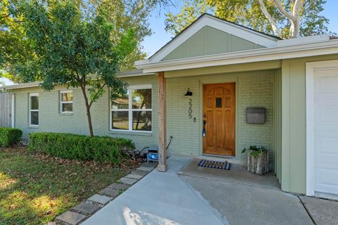 Tiny photo for 2205 N Plains Ave, Austin, TX 78757 (MLS # 9440122)