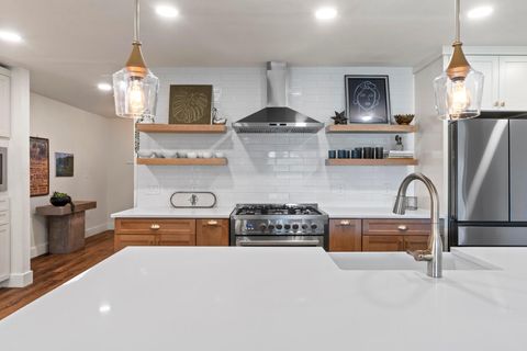 Tiny photo for 2205 N Plains Ave, Austin, TX 78757 (MLS # 9440122)