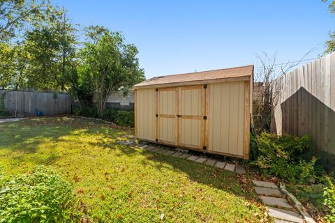 Tiny photo for 2205 N Plains Ave, Austin, TX 78757 (MLS # 9440122)