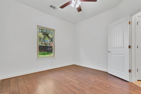 Tiny photo for 10808 Timber CIR, Dripping Springs, TX 78620 (MLS # 1547757)