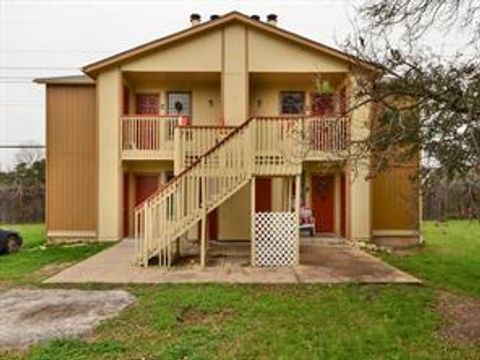 4300 Acropolis CT D Austin TX 78759