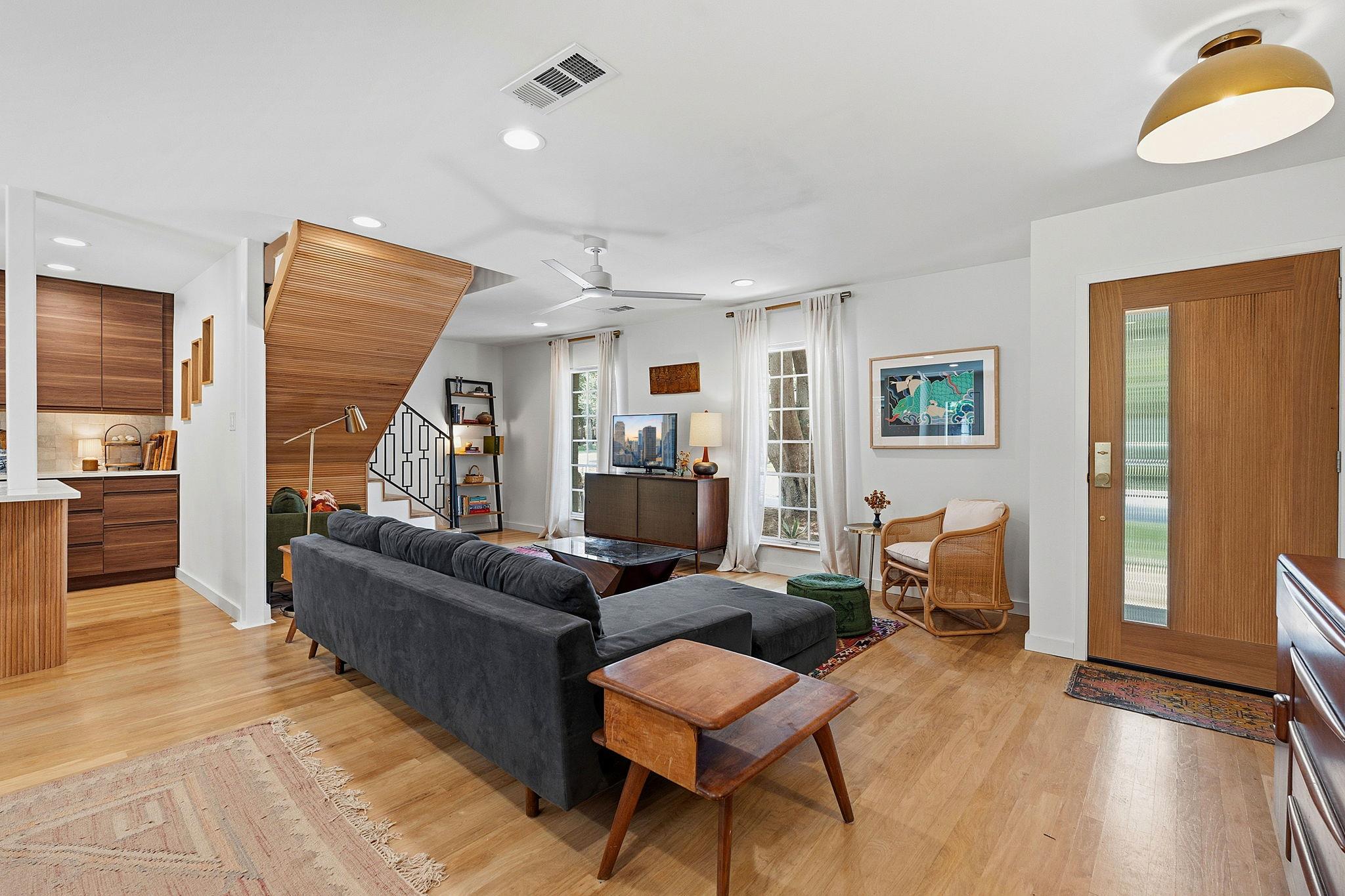 2205 Laramie TRL