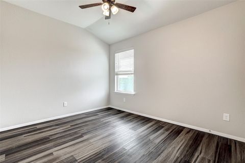 Tiny photo for 2601 Winthrop CV, Lago Vista, TX 78645 (MLS # 9360506)