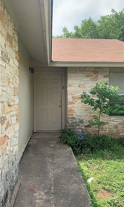 Photo of 11302 Ptarmigan CV #B, Austin, TX 78758 (MLS # 6594352)