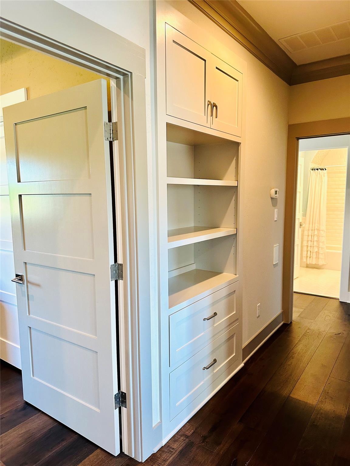 Georgetown, Texas 78628, United States, 4 Bedrooms Bedrooms, ,4 BathroomsBathrooms,Residential,Active,149683