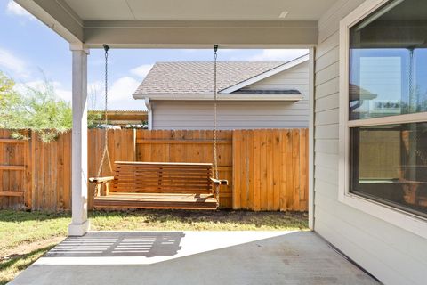 Tiny photo for 8408 Orizzonte ST, Austin, TX 78744 (MLS # 2979339)