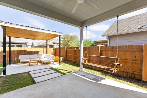 Tiny photo for 8408 Orizzonte ST, Austin, TX 78744 (MLS # 2979339)