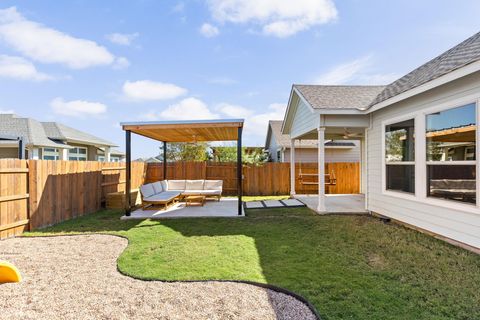 Tiny photo for 8408 Orizzonte ST, Austin, TX 78744 (MLS # 2979339)