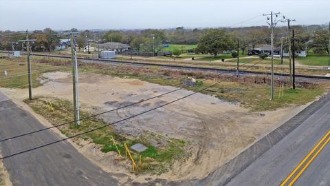 100 Main ST Little River Academy TX 76554