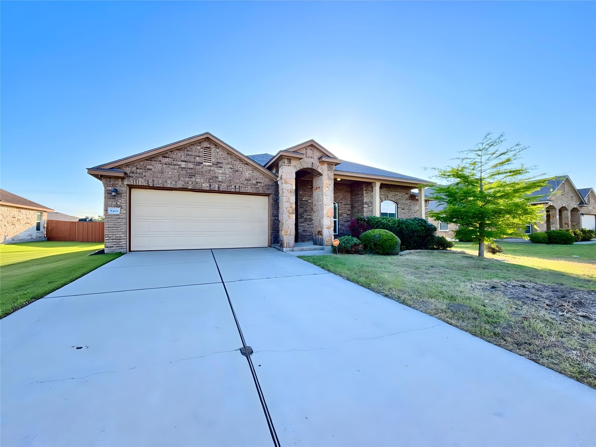 9401 Zayden DR