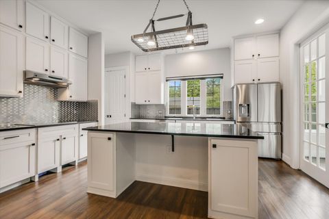 Tiny photo for 5200 Avenue H, Austin, TX 78751 (MLS # 4260750)