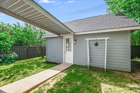 Tiny photo for 5200 Avenue H, Austin, TX 78751 (MLS # 4260750)