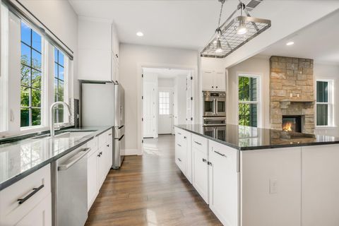 Tiny photo for 5200 Avenue H, Austin, TX 78751 (MLS # 4260750)