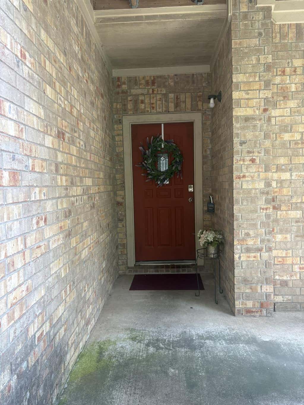 Photo of 408 Mossy Rock DR, Hutto, TX 78634 (MLS # 7958065)