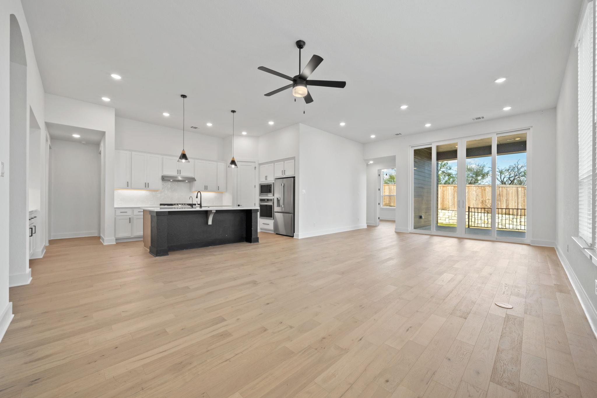 475 Biscayne Bay BND