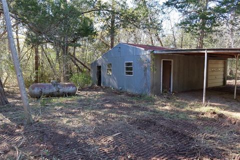 Ranch in New Ulm TX 22314 Thistle LN.jpg