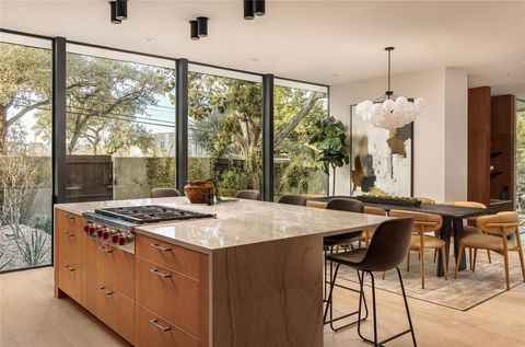 Tiny photo for 915 Columbus ST, Austin, TX 78704 (MLS # 7567310)