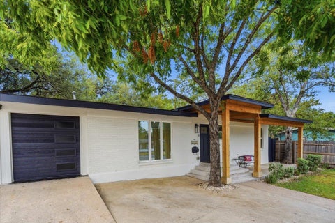 Photo of 1001 W Oltorf ST, Austin, TX 78704 (MLS # 1349673)
