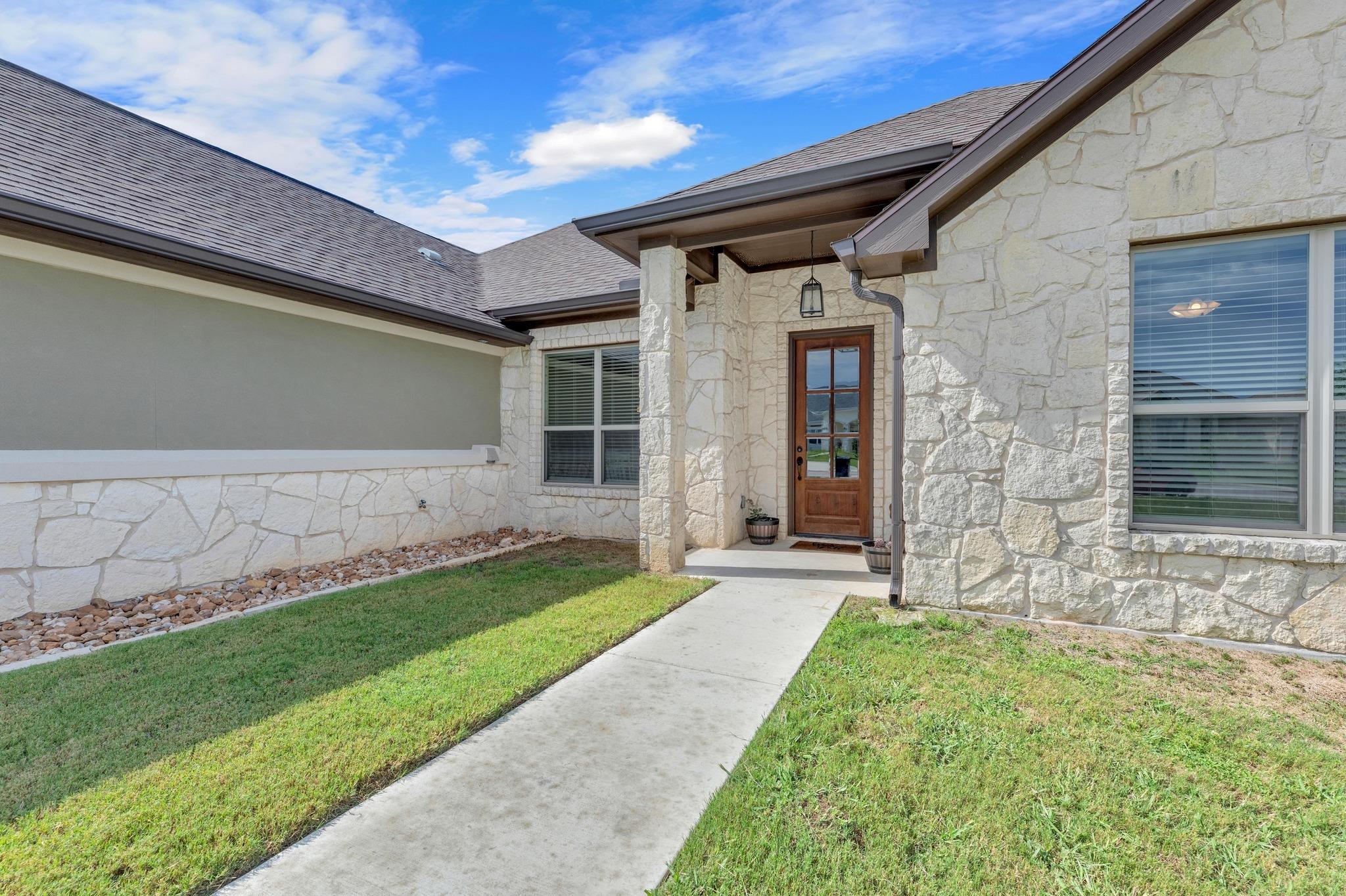 105 Don DR