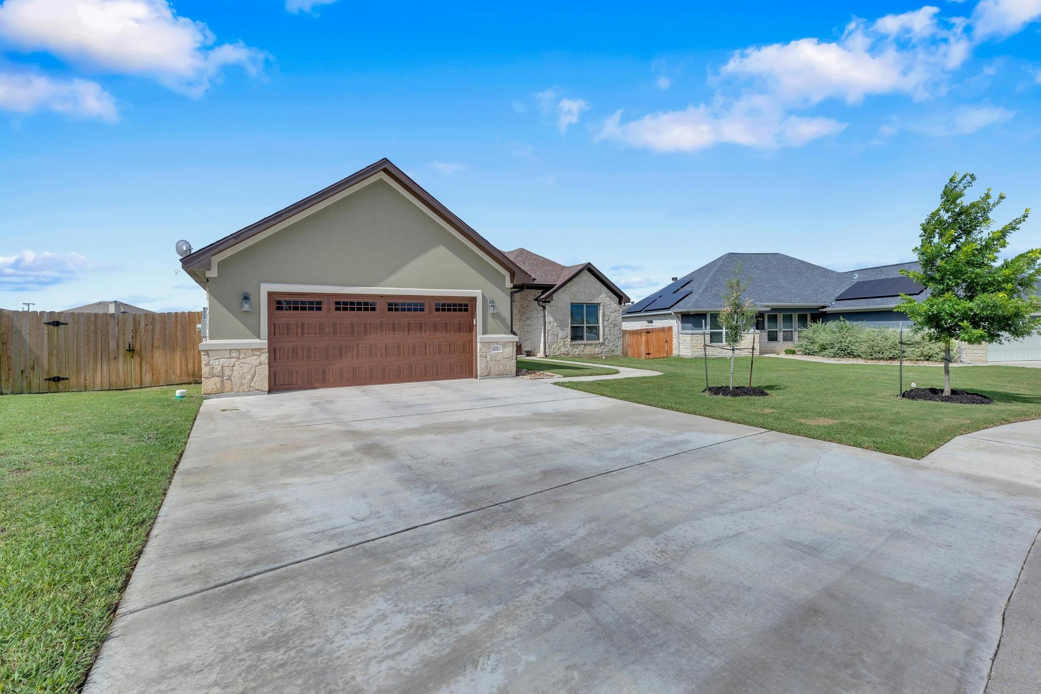 105 Don DR