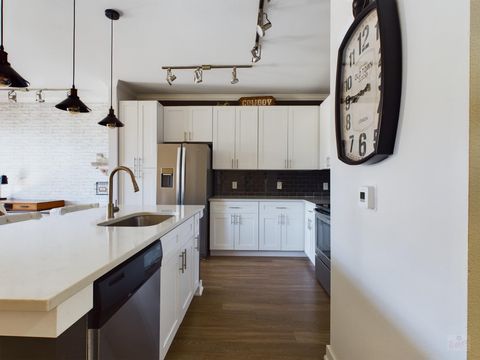 Tiny photo for 1900 Barton Springs RD #3040, Austin, TX 78704 (MLS # 1967908)