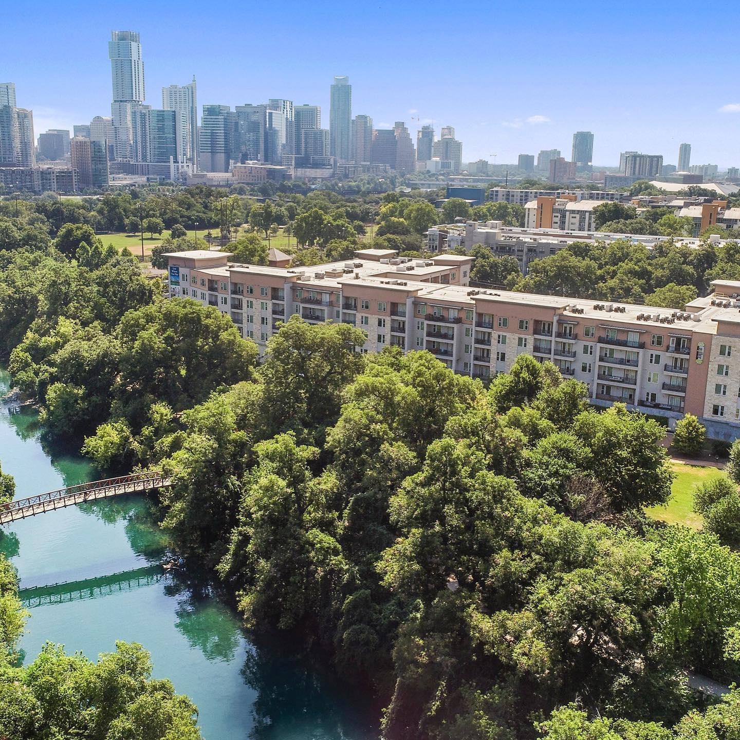 1900 Barton Springs RD 3040