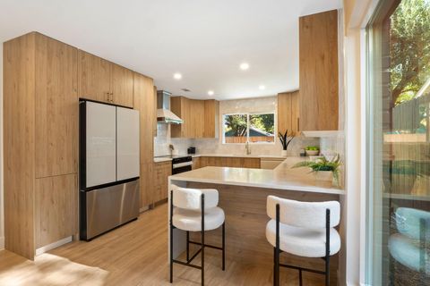 Tiny photo for 7010 Meadow RUN, Austin, TX 78745 (MLS # 6856261)