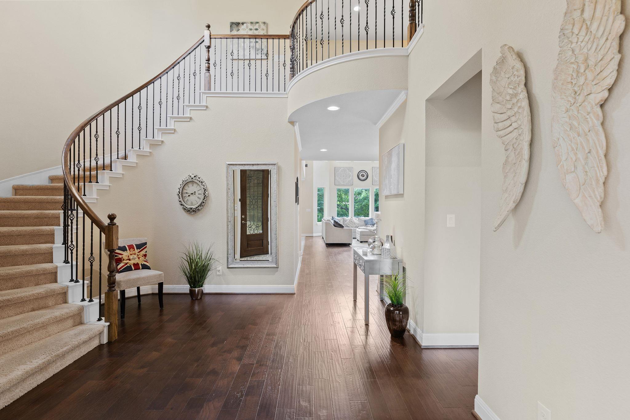 2337 Centennial LOOP