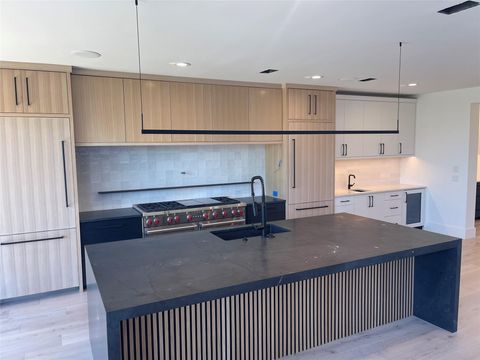 Tiny photo for 909 Cat Hollow Club DR, Spicewood, TX 78669 (MLS # 7182085)