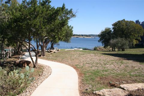 Tiny photo for 909 Cat Hollow Club DR, Spicewood, TX 78669 (MLS # 7182085)