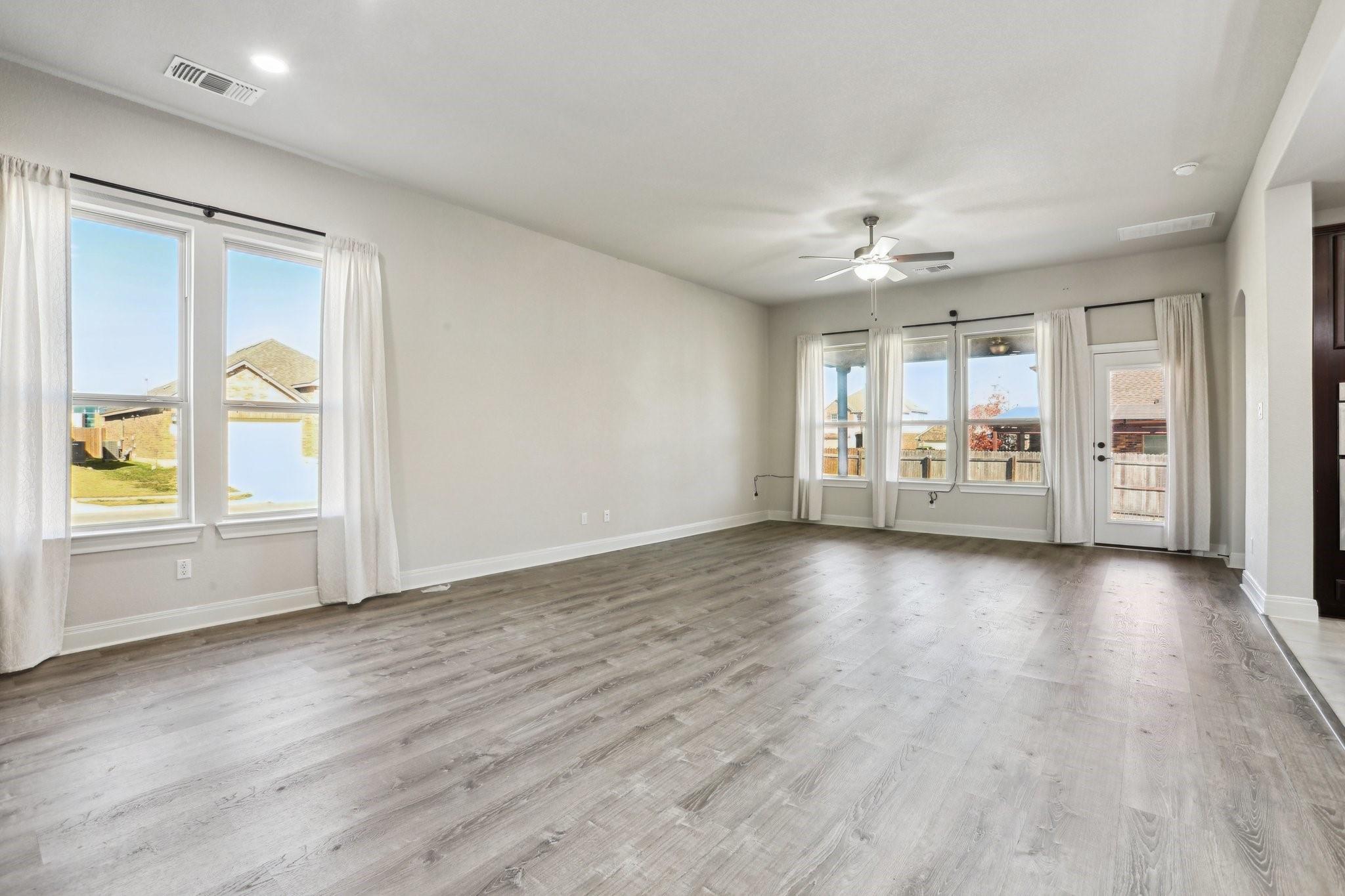 3602 Chaff LN